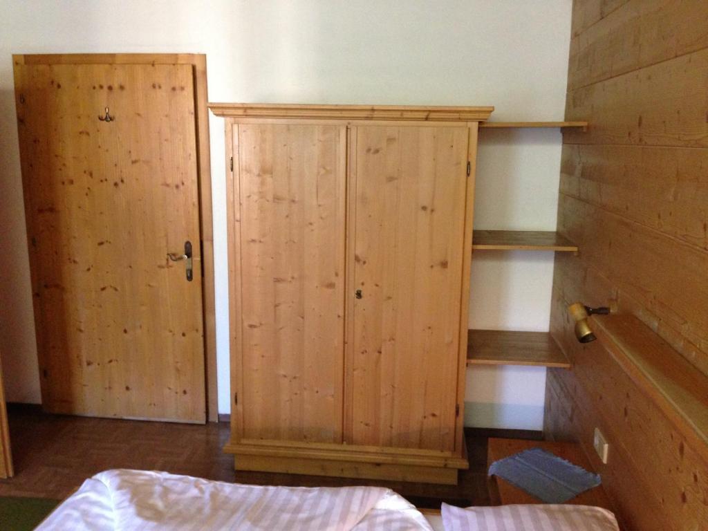 Gasthaus Sonne Tarrenz Habitación foto
